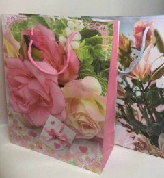 Пакет подарочный 26*32 "Цветы ассорти" (1/12)